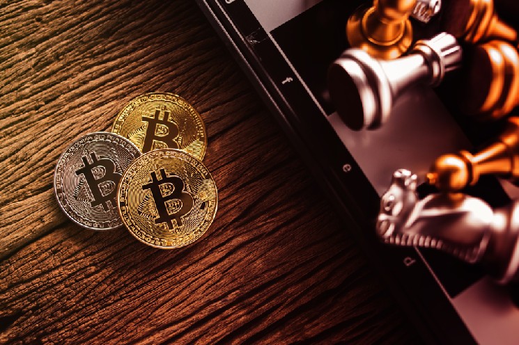 Биткоин падает ниже 108 тысяч долларов после крупной распродажи «китов»