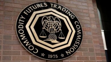 CFTC проверяет сделки с нефтью перед заявлениями Трампа
