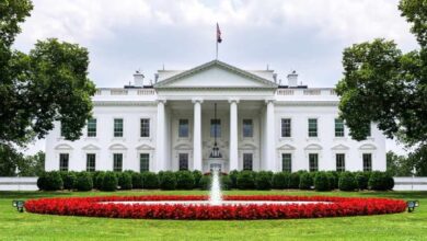 Трамп принимает в Белом доме руководителей ведущих криптовалютных компаний на фоне обсуждения в США возможности покупки биткоинов
