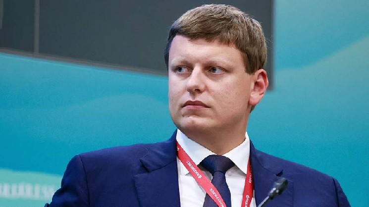
 Основателю майнинговой компании Bitriver Рунцу продлили арест до ноября		